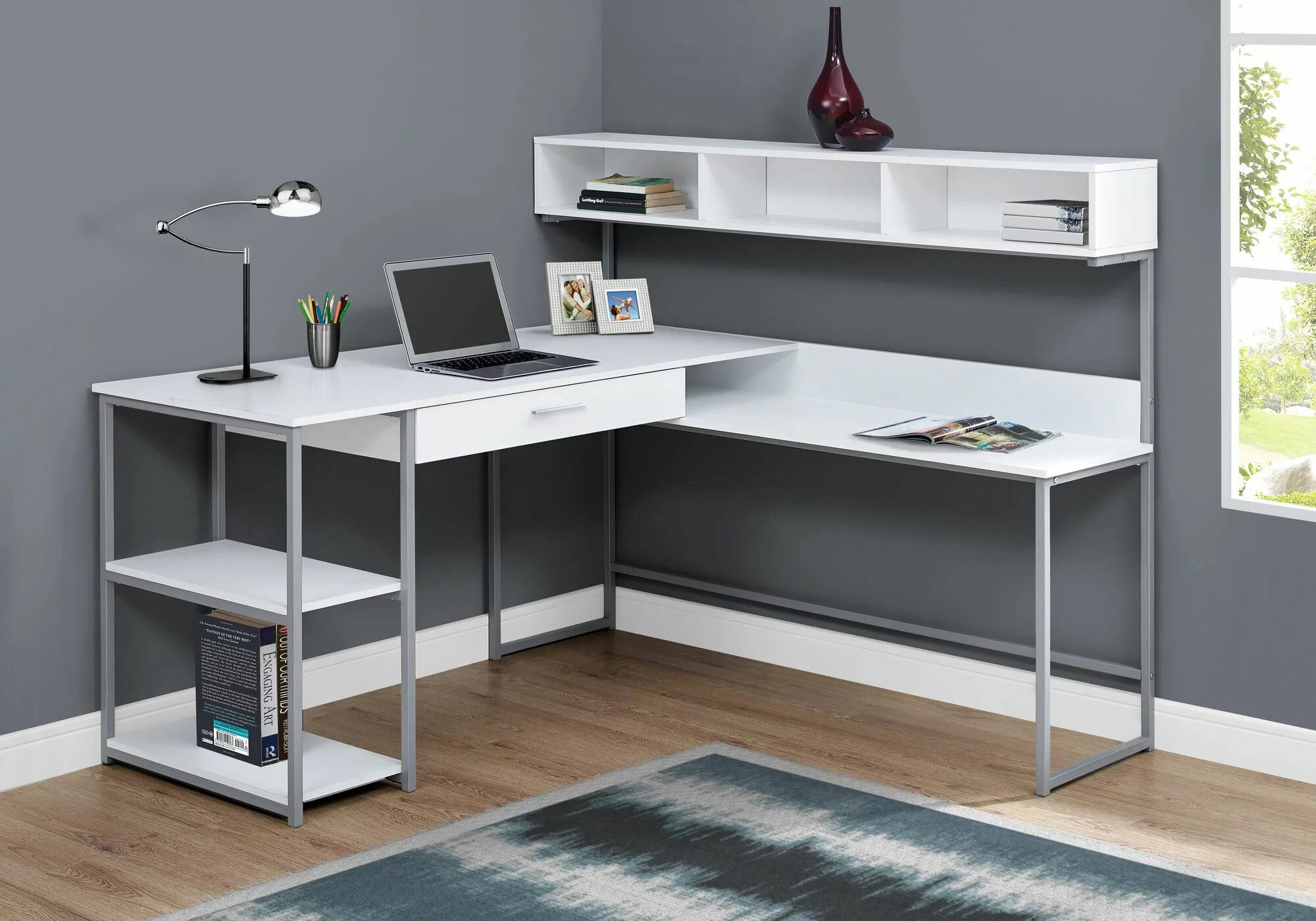 Computer desk