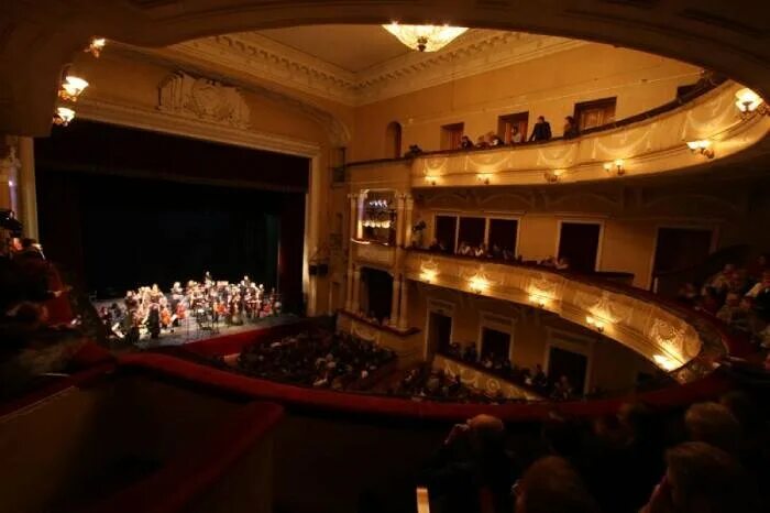 Временные меры: Театр на Малой Бронной переезжает во "Дворец на Яузе" - The City