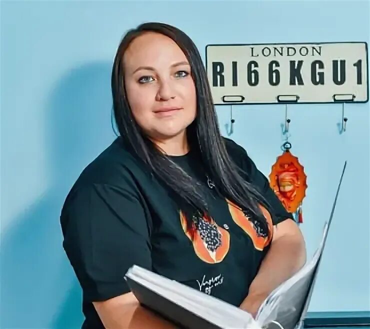 Реклама таттелеком. Летай сотрудники. Подбрасывают человека в офисе. Летай сотрудники. Летхал компани.