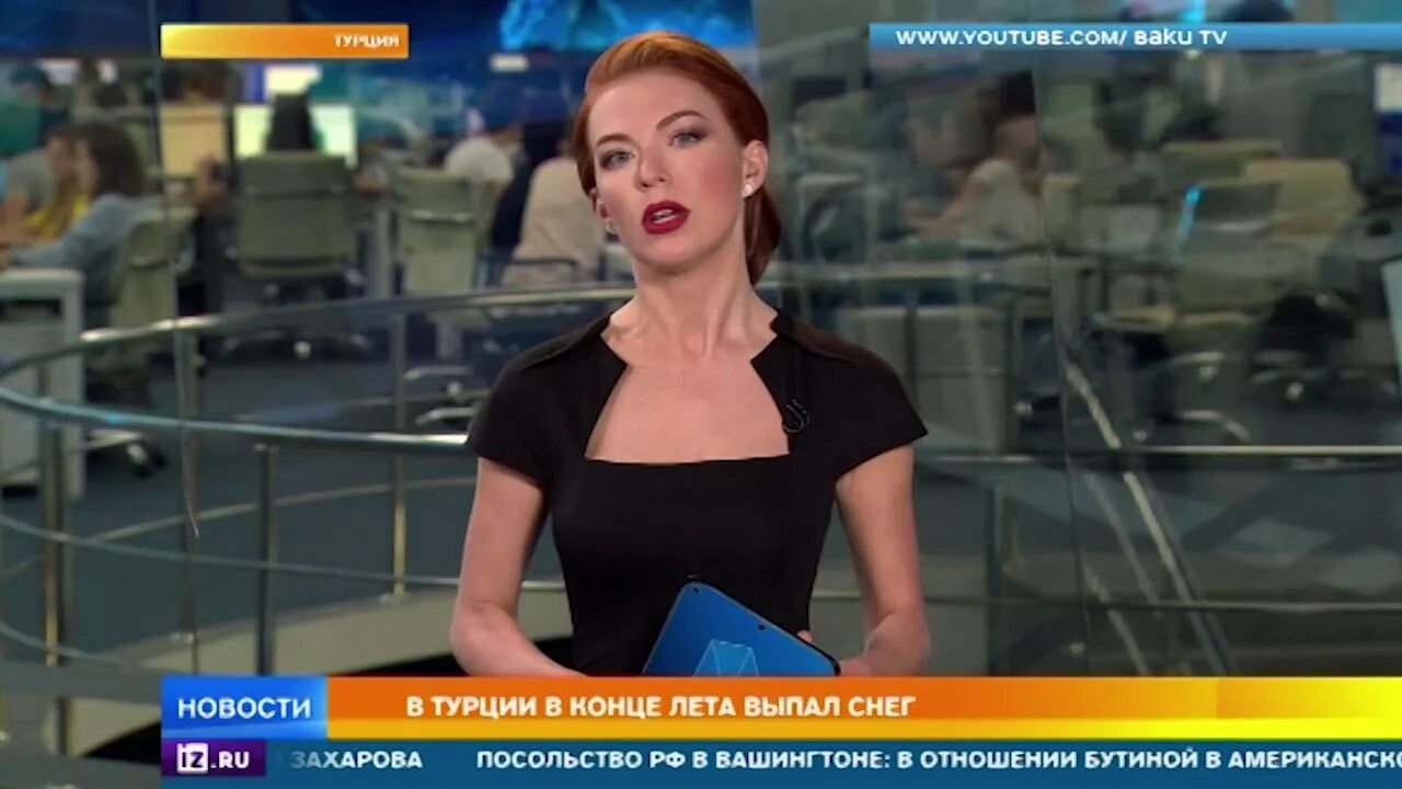 Машина упала с 3 этажа - YouTube