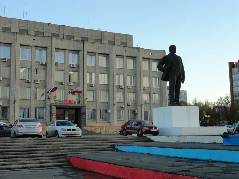 Администрация бмр балаково. Площадь г Балаково. Администрация города Балаково. Центральная площадь города Балаково.