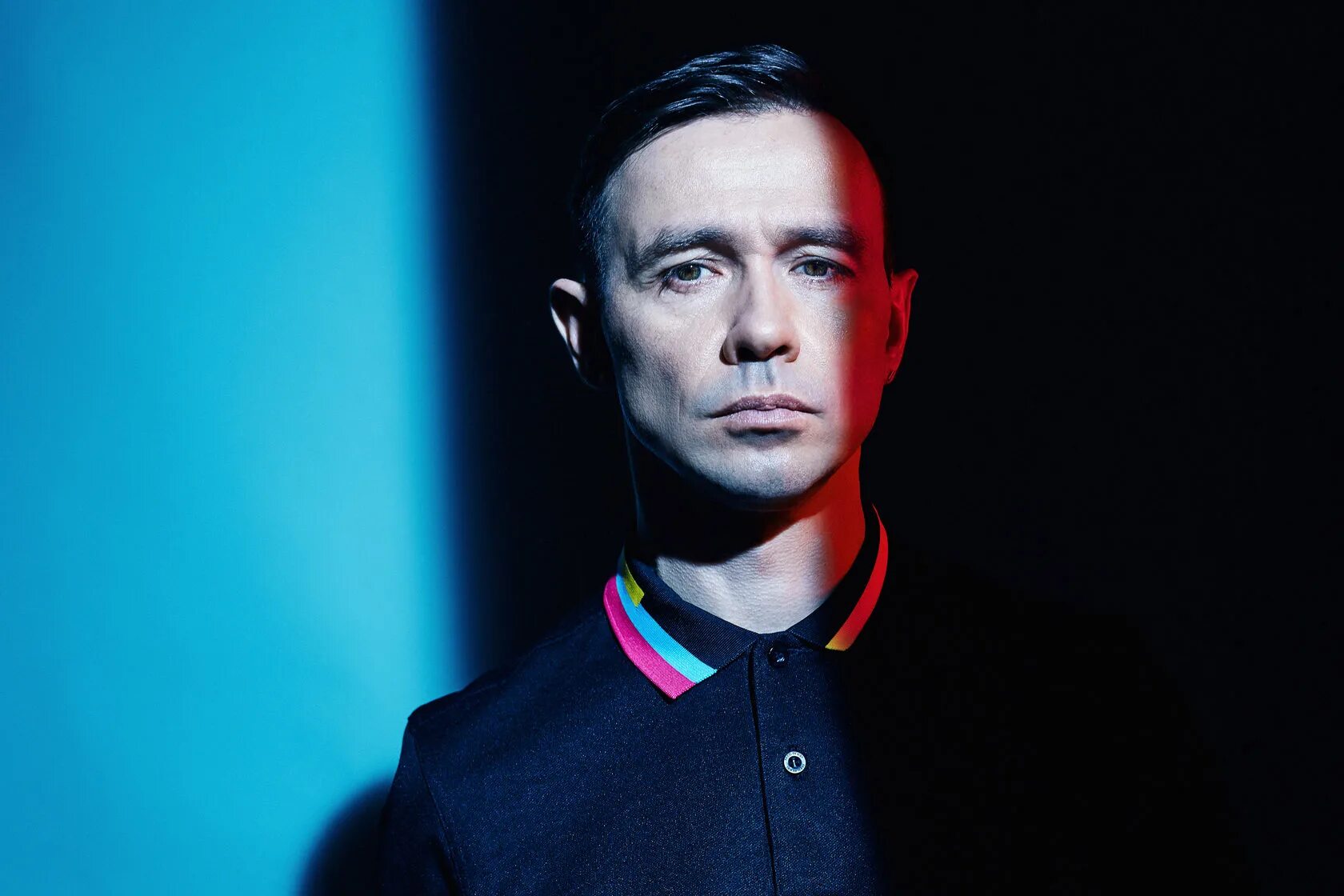 Андрей лысиков. Андрей лысенков дельфин. Дельфин музыкант 2020. Алиса дельфин певец. Дельфин музыкант слушать.