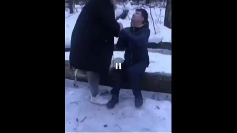 Глухонемой парень в монастыре. Бишкек Саша драка глухонемых. Казахский клип про глухонемую девушку и парня. Глухонемой девушка жалко избила мама штаны.