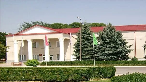 Связь банк. Банки кбр прохладном. Кбр прохладный ул ленина 104/1. Прохладный кабардино-балкария. Банки кбр прохладном.
