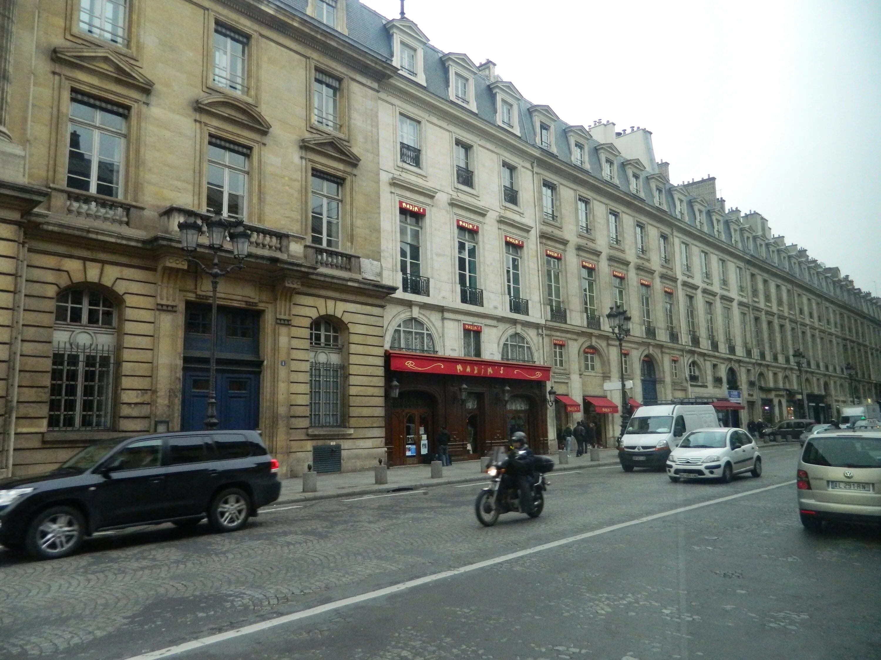 Rue royale, магазин посуды казань. Rue royale. Rue royale. Rue royale. Париж 8к.