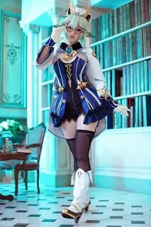 Cosplay ladies