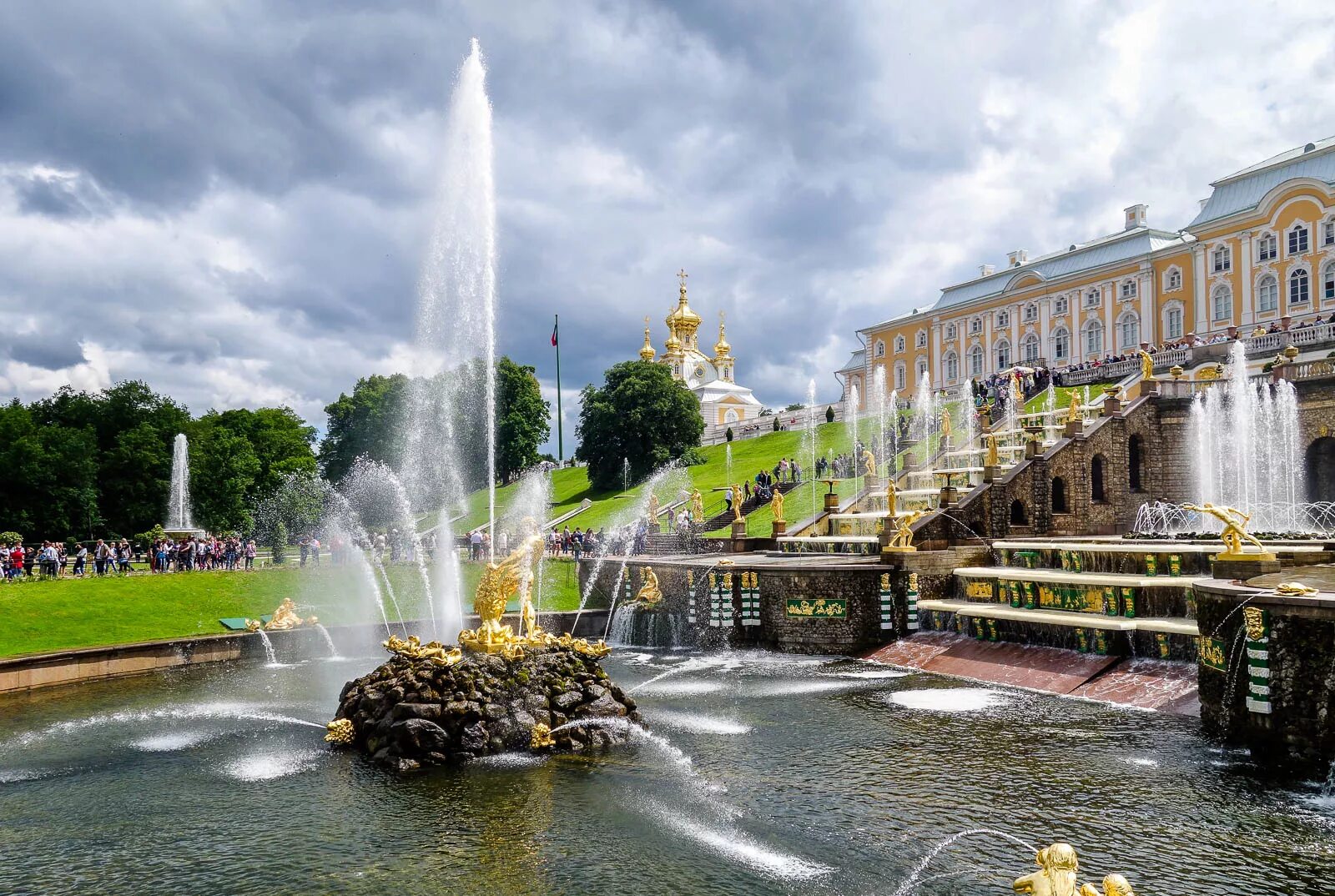 Фото санкт петербурга летом. Питер Солнечный Петергоф. Петергоф фонтаны 2023. Санкт-Петербург летом.