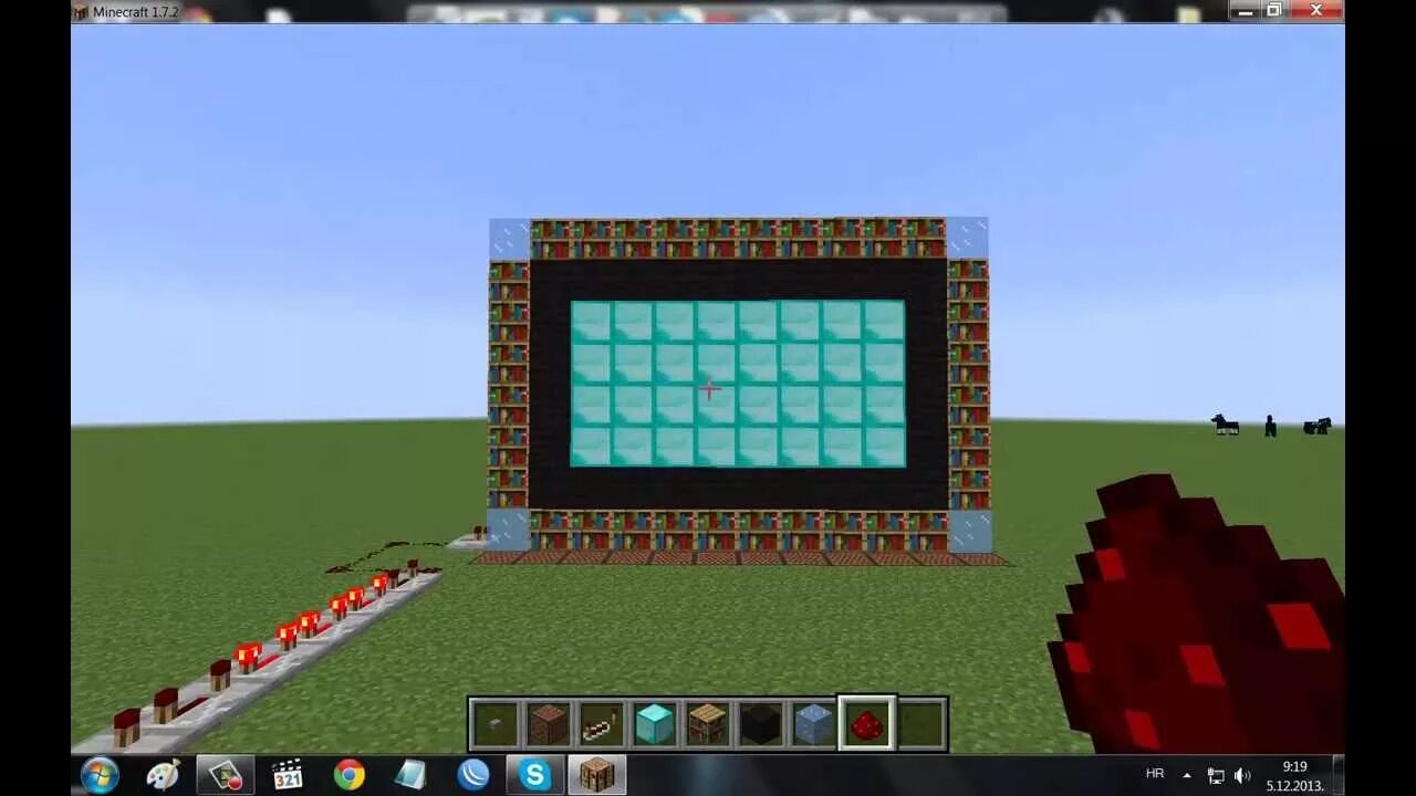 Майнкрафт телевизор рабочий. Телевизор в МАЙНКРАФТЕ. Телевизор в МАЙНКРАФТЕ без модов. Телевизор майнкрафт постройка без модов. Красивый телевизор в майнкрафт без модов.