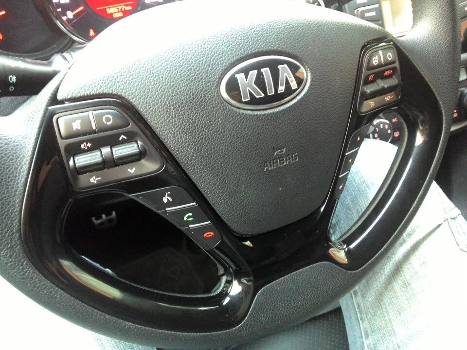 Кнопки на руле установить. Кнопки руля kia ceed 2 jd. руль kia ceed 2. руль kia ceed 2012. кнопки на руль киа сид 2015.