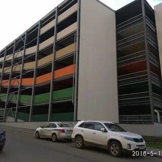Парковка видное