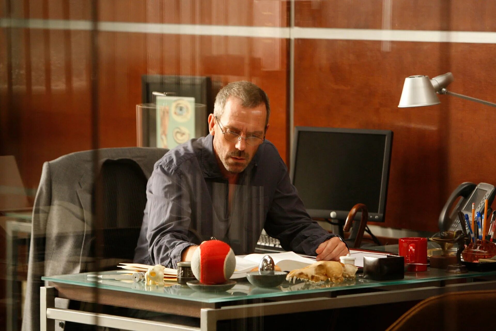 доктор хаус эпизод 19. доктор хаус 6 12. доктор хаус 6 сезон 6. доктор хаус 6 сезон 1 серия. доктор хаус доктор 6 сезон.