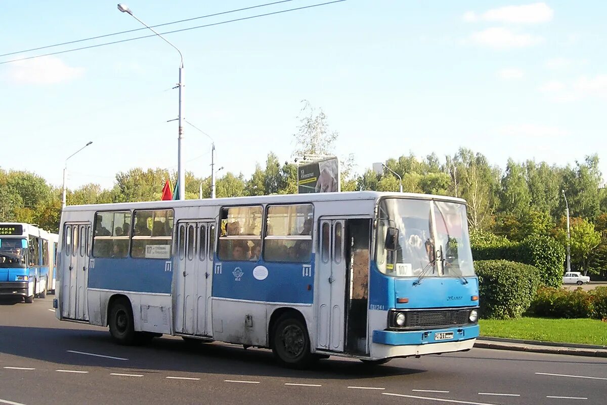 Minsk Bus Ikarus 260. В Минске Икарус 260. Икарусы в Минске. Орел минск автобус