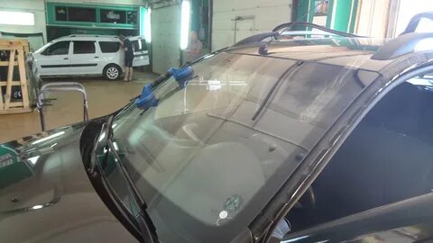 Лобовое sandero stepway