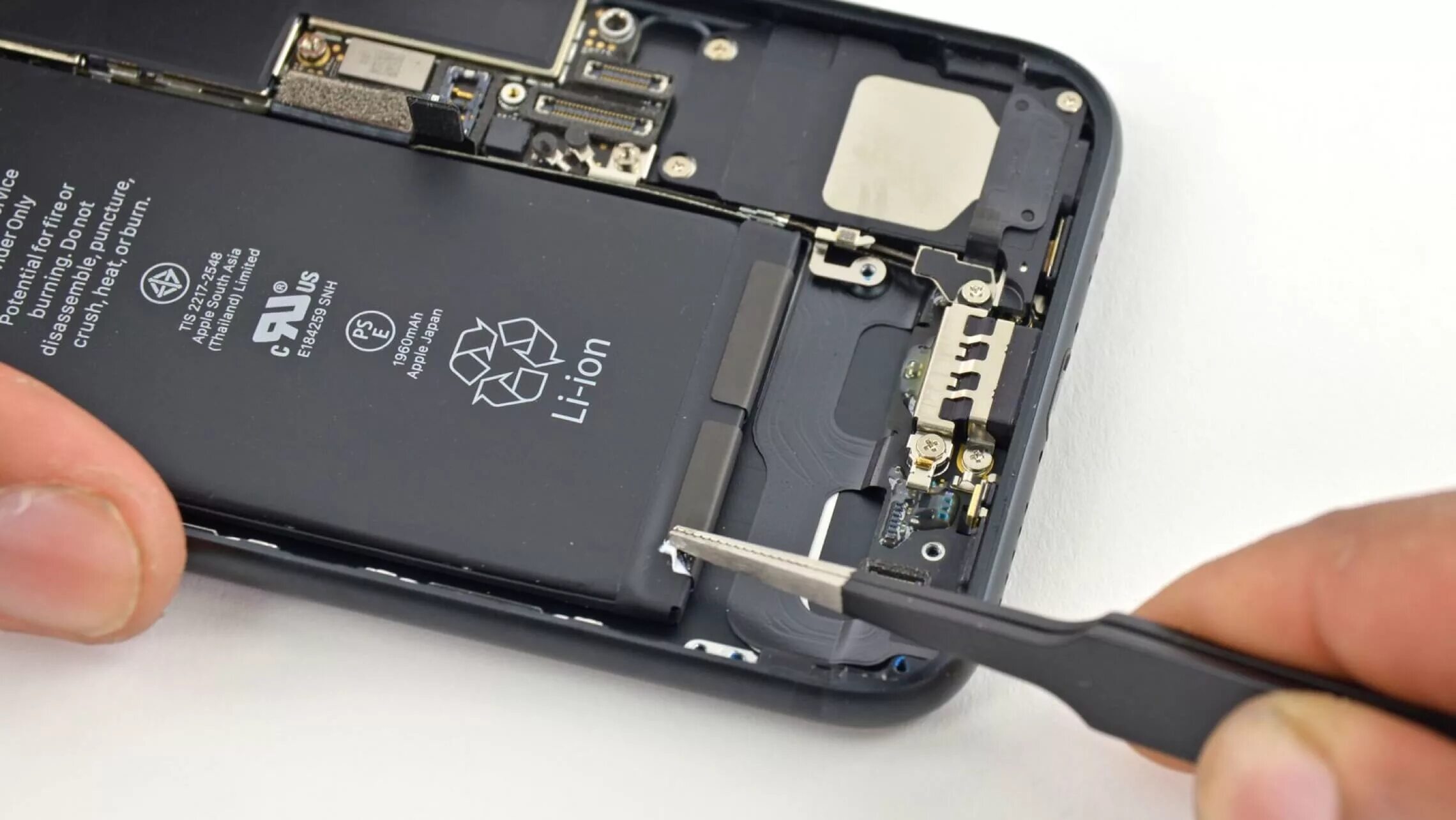 Iphone 8 аккумулятор. Iphone 7 battery. акб для iphone 7. замена аккумулятора iphone 7. замена акб iphone 7.
