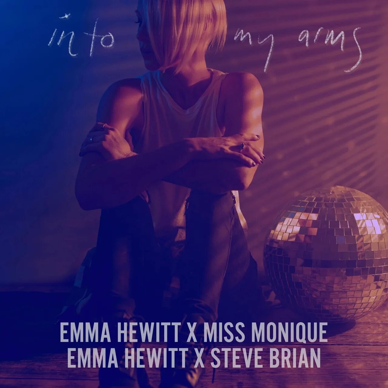 Take my arms take my arms. Emma hewitt 2025. emma hewitt into my arms. emma hewitt фотографии.