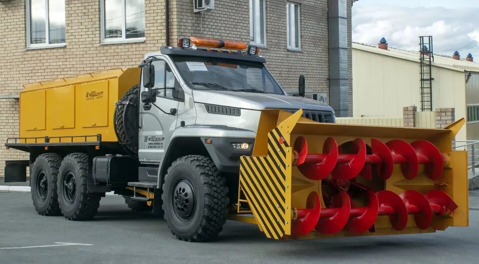 Шнекороторный снегоочиститель ко 605. Снегоочиститель шнекороторный амкодор 9531-03. Урал шнекоротор дэ-226. Сшр-1 урал шнекороторный снегоочиститель. Урал 375 шнекороторный снегоочиститель.