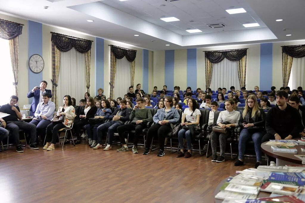Скунб им лермонтова ставрополь сайт. Скунб им лермонтова ставрополь сайт. Скунб им лермонтова ставрополь сайт. Фото коллектива краевой библиотеки им. Лермонтовская библиотека ставрополь.
