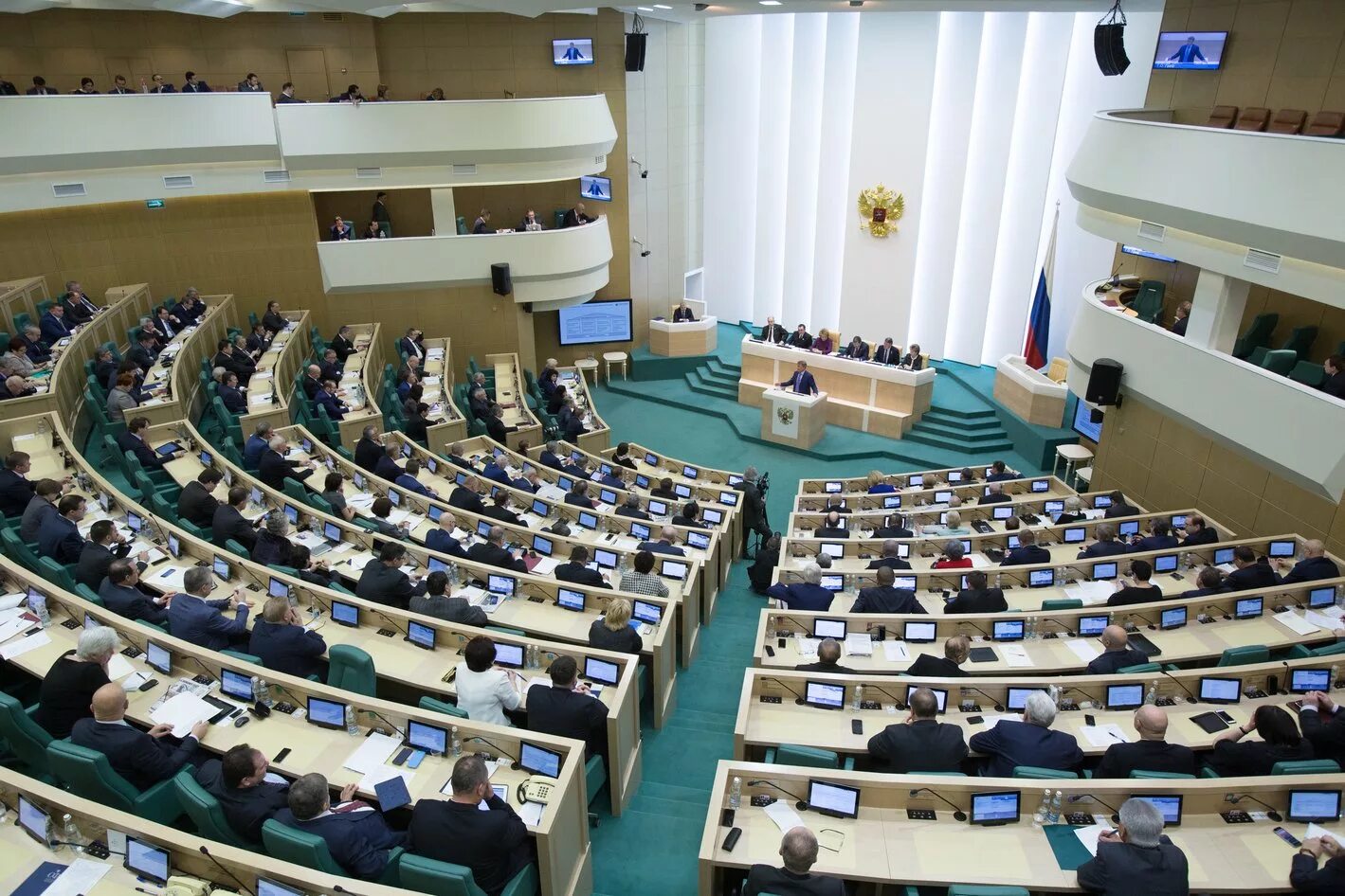 Депутаты совета федерации. Сенаторы фс рф. Сенаторы рф. Сенаторы представляют российскую федерацию. Парламент-федеральное собрание (верхняя палата:совет федерации).