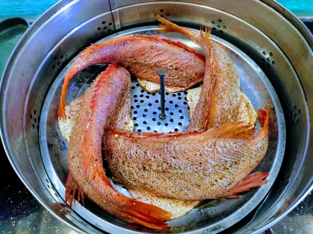 Рыба омуль горячего копчения. Возможная рыба холодного копчения. Рыба горячего копчения срок. Рыба горячего копчения срок. Хранение рыбы горячего копчения.