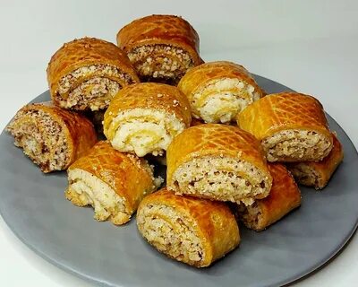 Персики с ореховой начинкой
