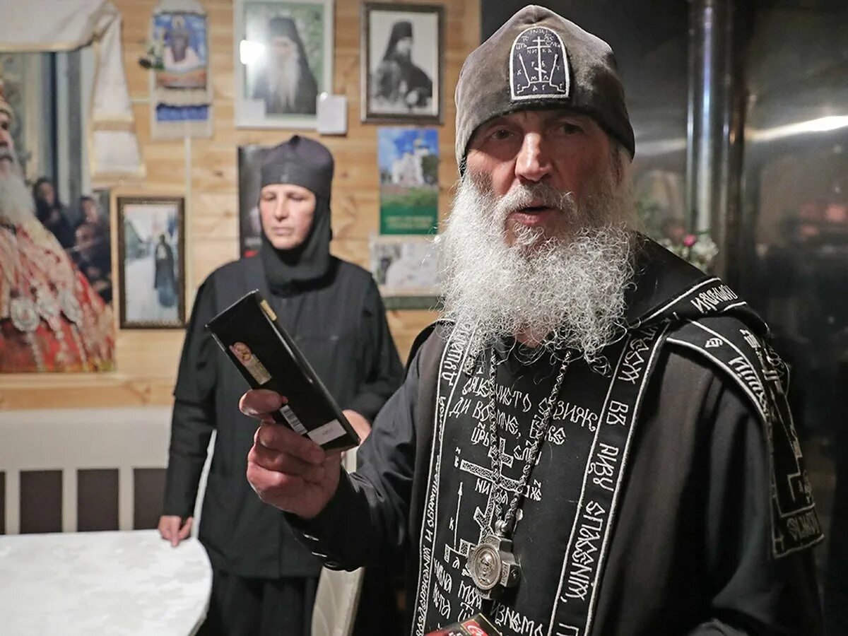 Монастырь игумена сергия. Схиигумен сергий среднеуральский монастырь. отец сергий среднеуральский женский монастырь. о сергий романов среднеуральский. схиигумен сергий 2025.