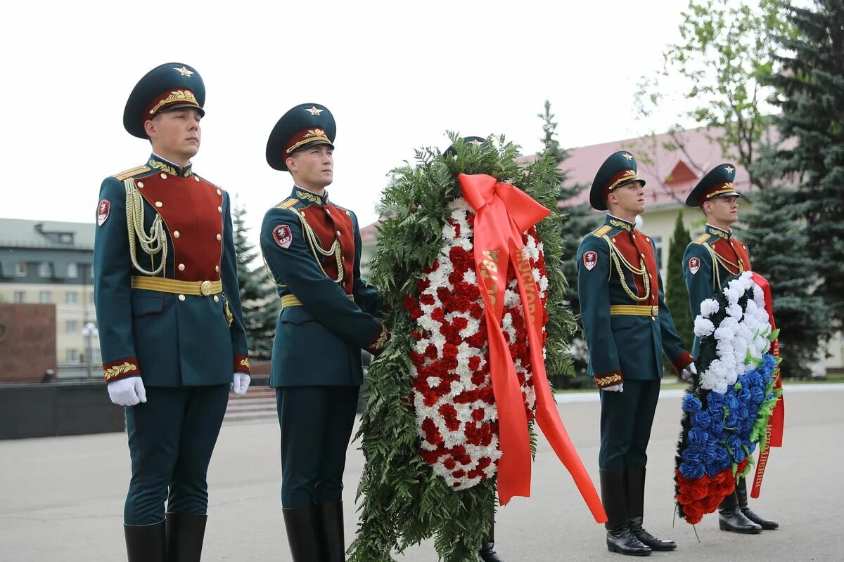 Командир дивизии дзержинского балашиха. Командир дивизии дзержинского балашиха кузнецов николай. Генерал майор сергей меликов. Дивизия одон балашиха. Командир дивизии балашиха.