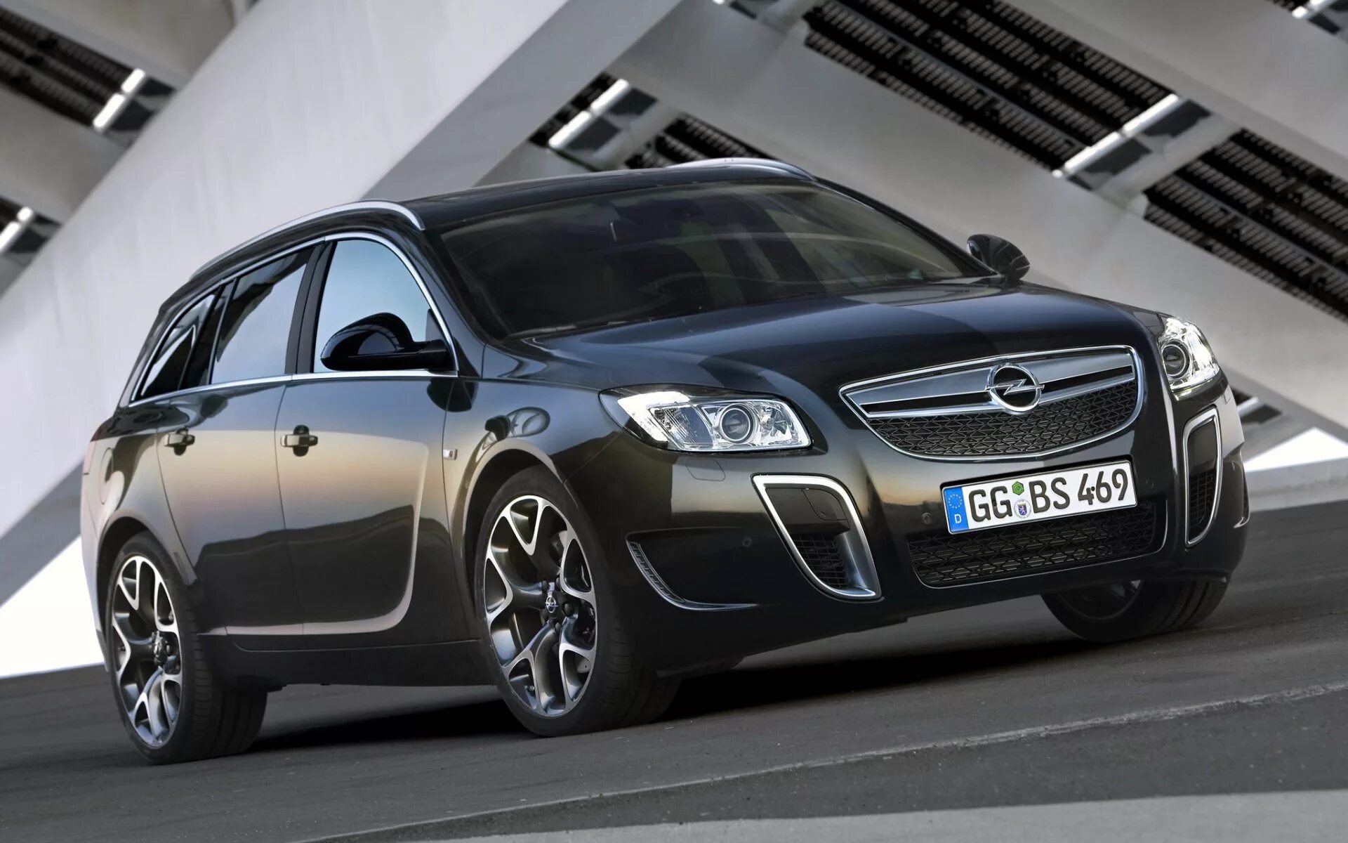 Опель инсигния 1.8 купить. Opel Insignia OPC 2010. Opel Insignia Sports Tourer. Opel Insignia OPC универсал. Opel Insignia OPC Sports Tourer.