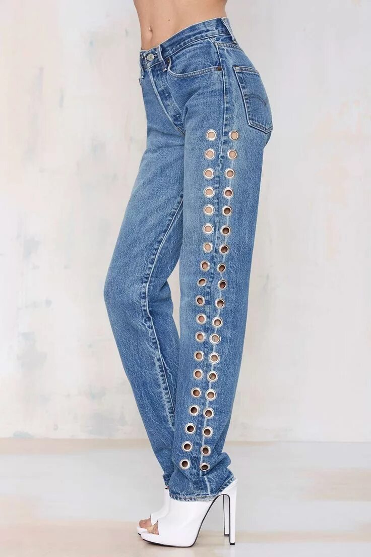 Джинсы женские. Переделать джинсы. Джинсы с клепками. Комбинированные джинсы женские. Расширить джинсовую