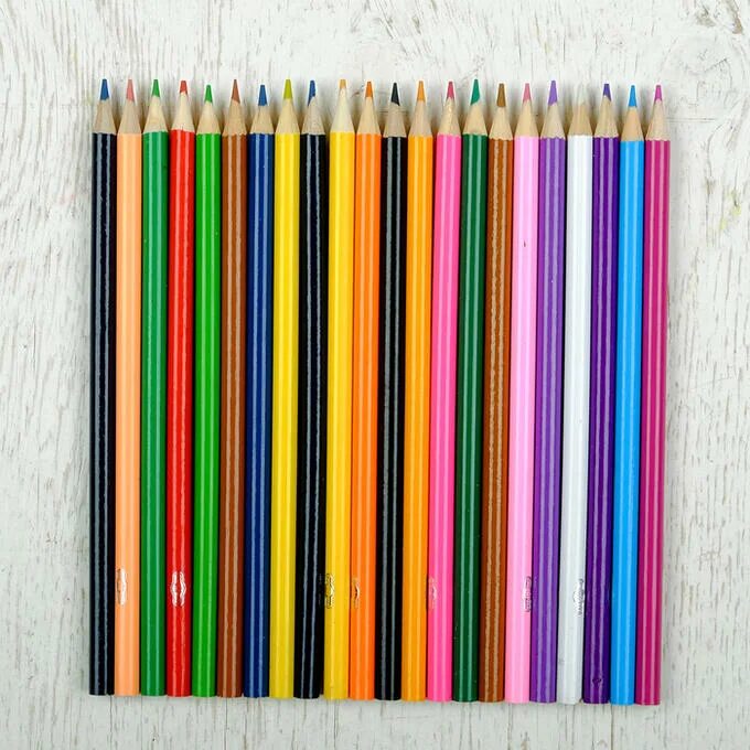 Карандаши 16 цветов. Цветные карандаши Смешарики. Карандаши цветные 22 цветов. Карандаши 12 цветов оригинальные.
