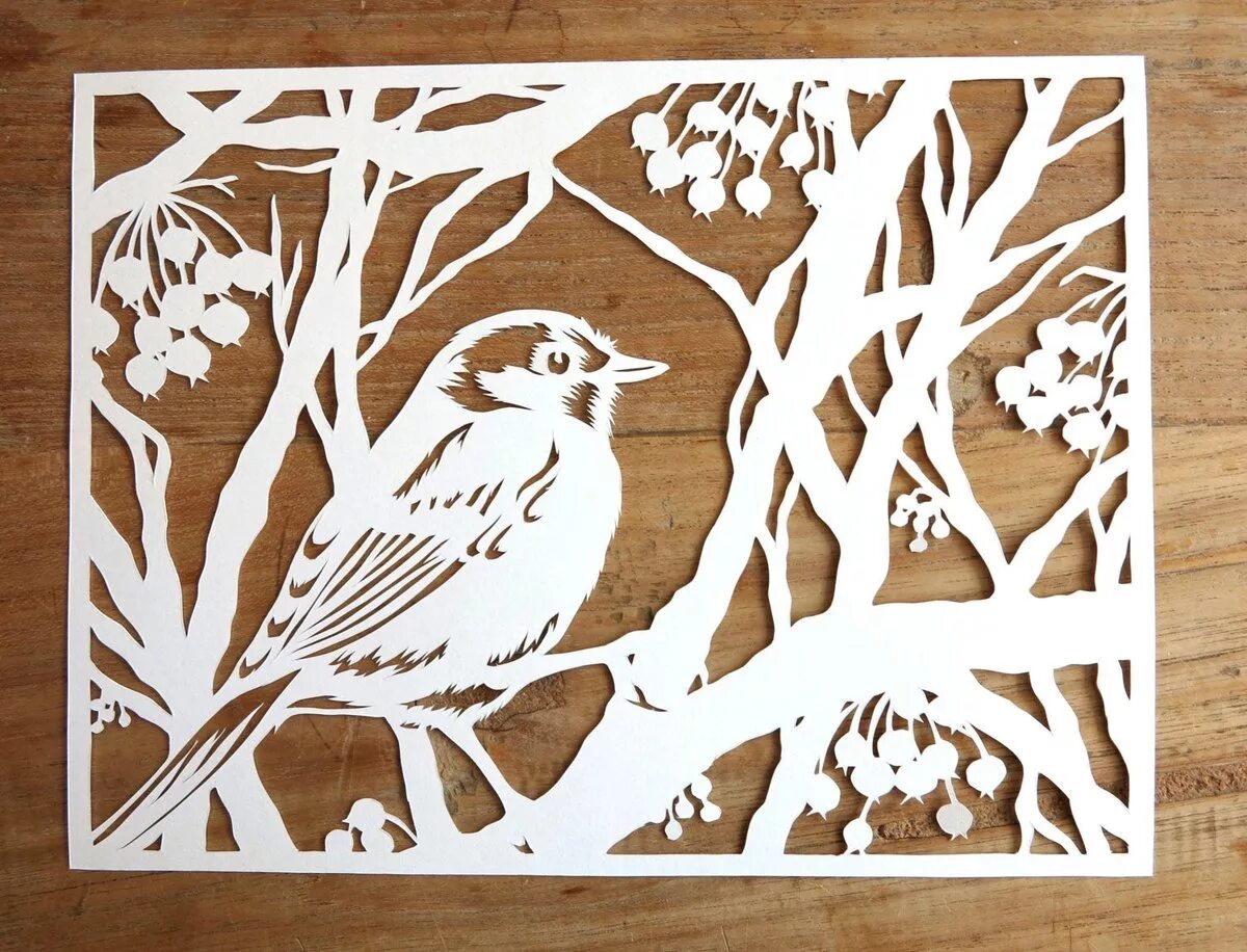 Вырезанные картины. Ажурное вырезание. Ажурное вырезание. Художественная резьба по бумаге. Искусство вырезания из бумаги.