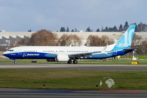 737 max 10
