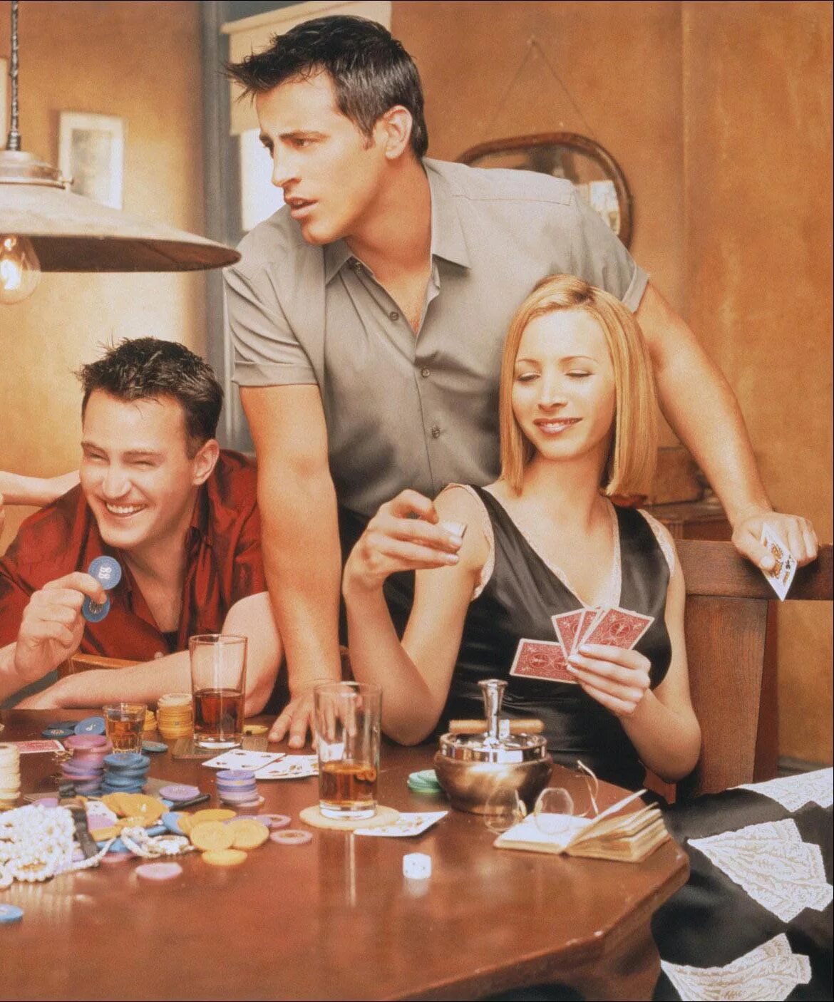 сериал друзья на пляже. моника чендлер росс рейчел. сериал друзья. сериал друзья. сериал друзья заставка.