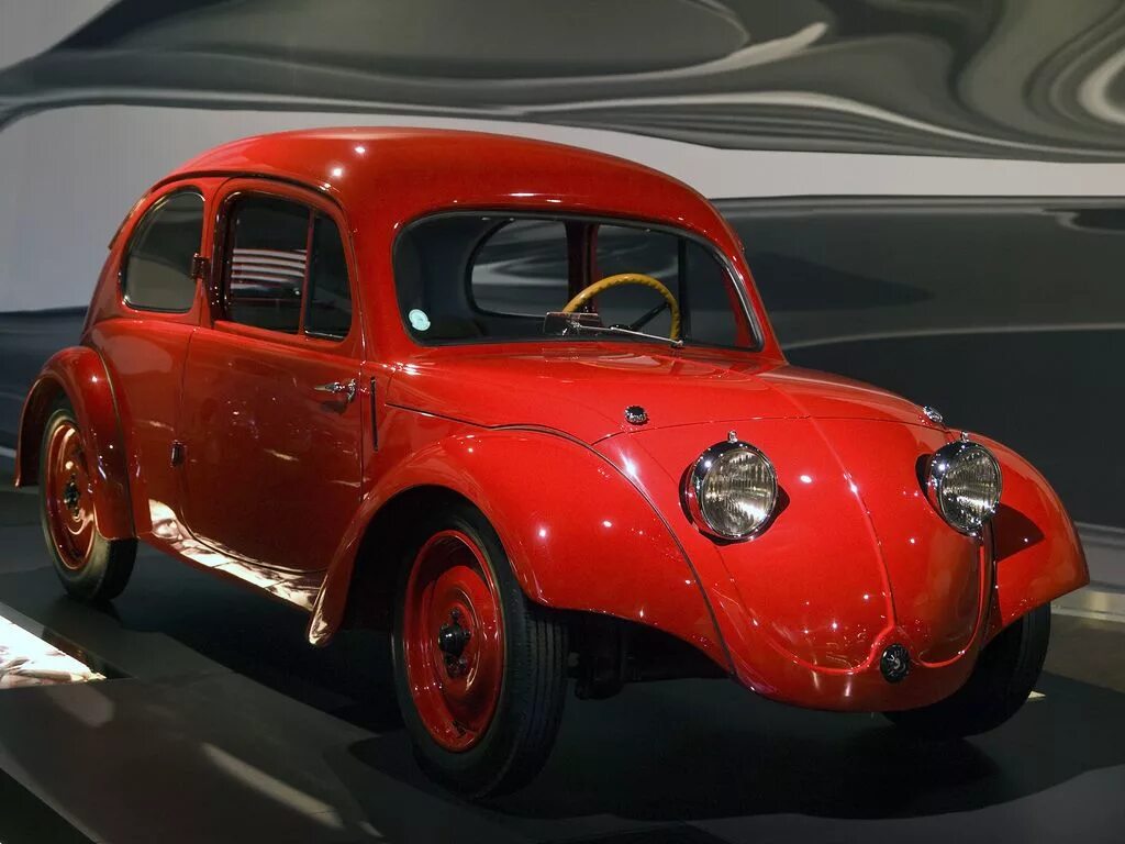 Volkswagen первый автомобиль. Фольксваген Жук 1936. Volkswagen vw30 (Жук). Фольксваген КДФ 38. Volkswagen Käfer – «Жук». 1946.
