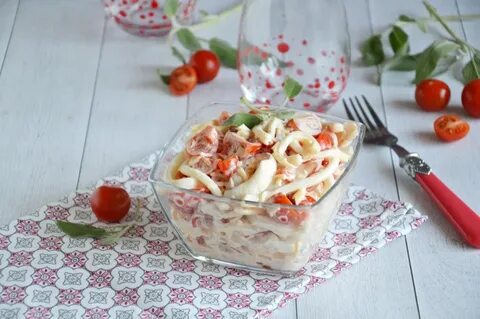 Салат красное море с помидорами
