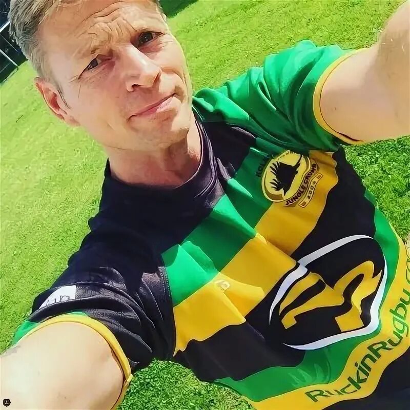 John max. John max. Иэн макэлхинни дети. Жгли пленку в детстве. Авраам линкольн стикер.