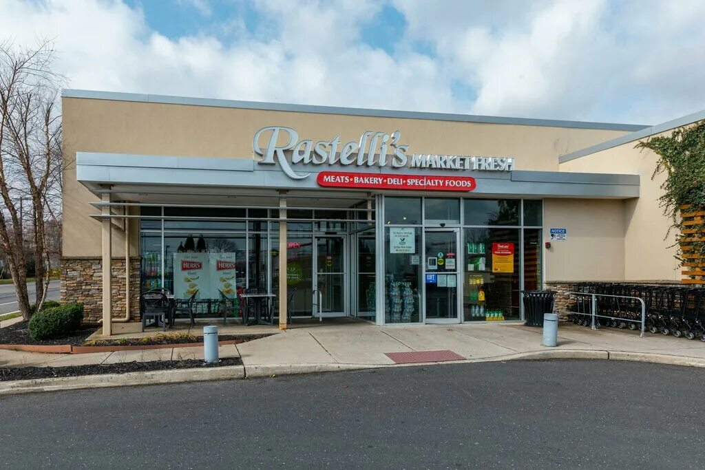 уолмарт в техасе. таргет магазин сша. нелен бейкери, нью джерси. торговые сети сша. Walmart магазин в сша.