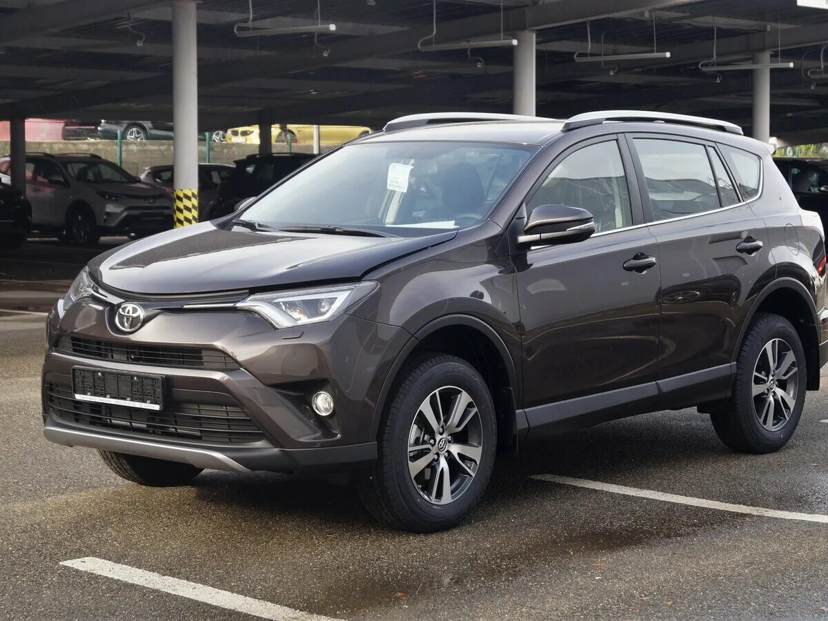 Toyota rav4 Grey. Toyota rav4 коричневый. Рав 4 коричневый металлик. Тойота рав 4 2018 серый. Тойота рав отзывы владельцев