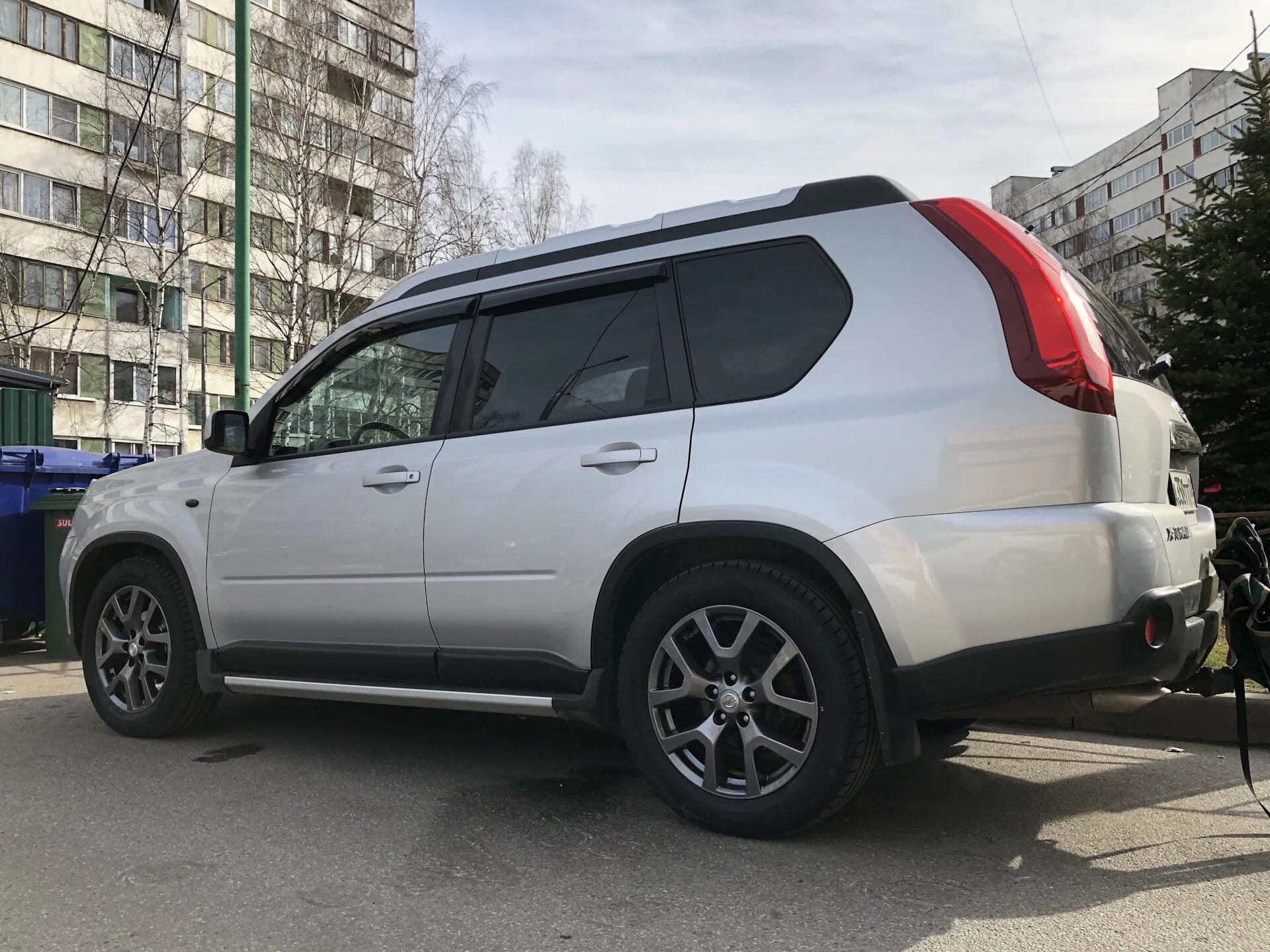 Размер дисков икстрейл. Nissan x-Trail t31 r18. Диски Nissan x-Trail t31 r18. Диски х Трейл т31. X Trail t30 r18.