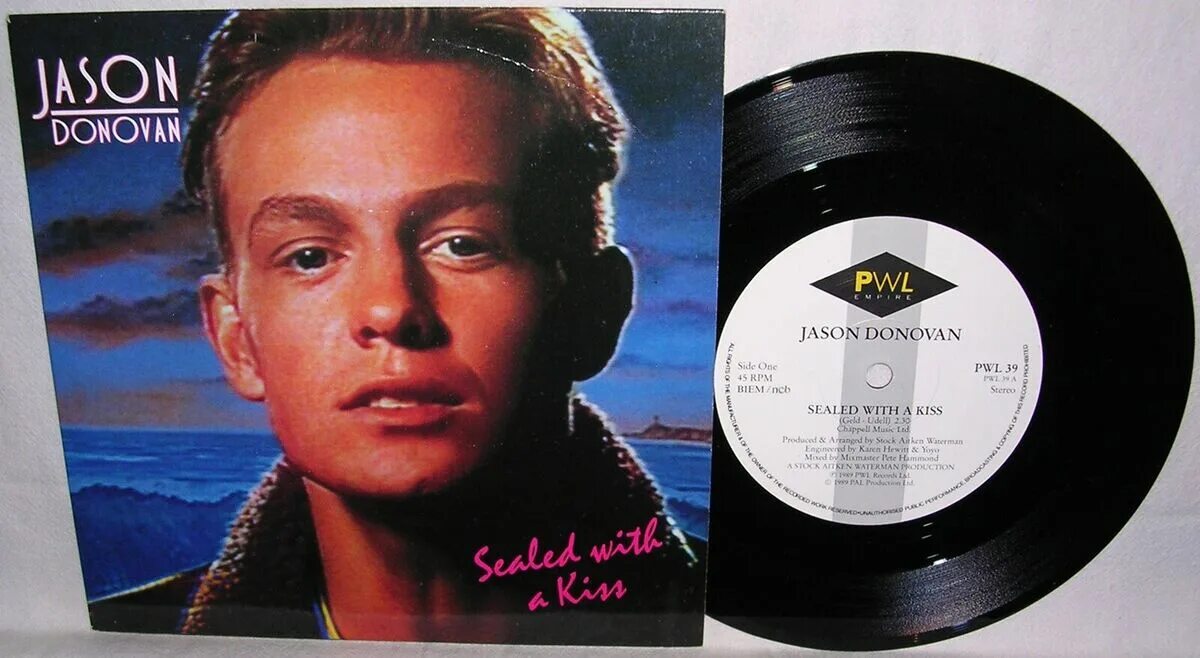 Джейсон донован песня у костра. Джейсон Донован Sealed with a Kiss. Jason Donovan - Sealed with a Kiss фото. Jason Donovan Sealed with a Kiss год. Brian Hyland Sealed with a Kiss 1962.