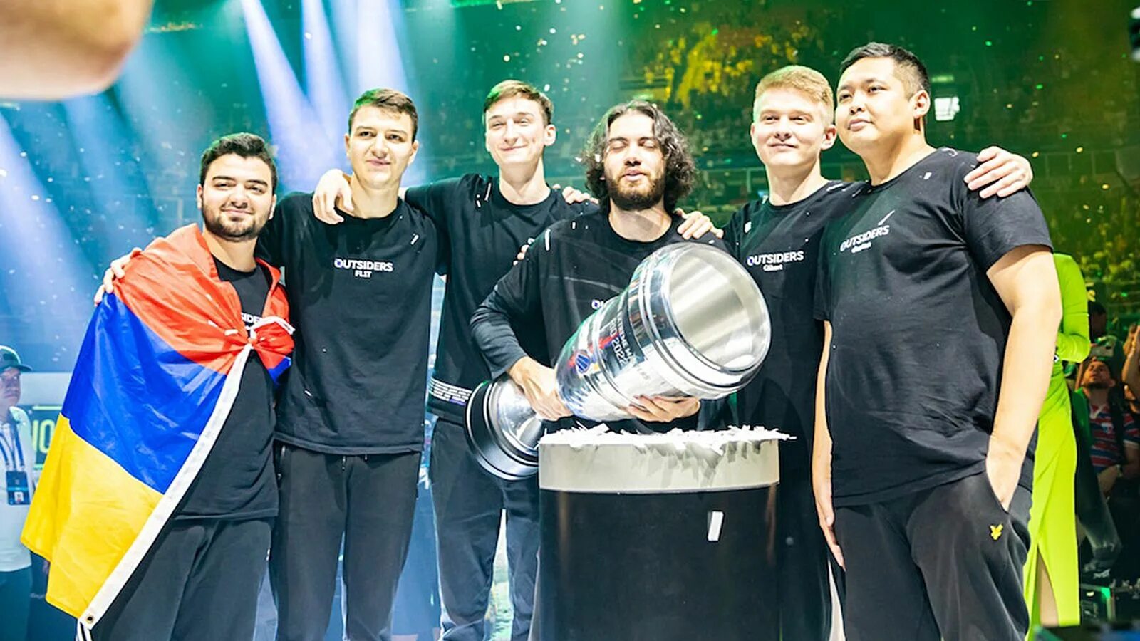 Команда Виртус про. Virtus Pro CS go 2022. Виртус про мажор 2022. Финал МАЖОРА КС го 2022. Heroic virtus pro