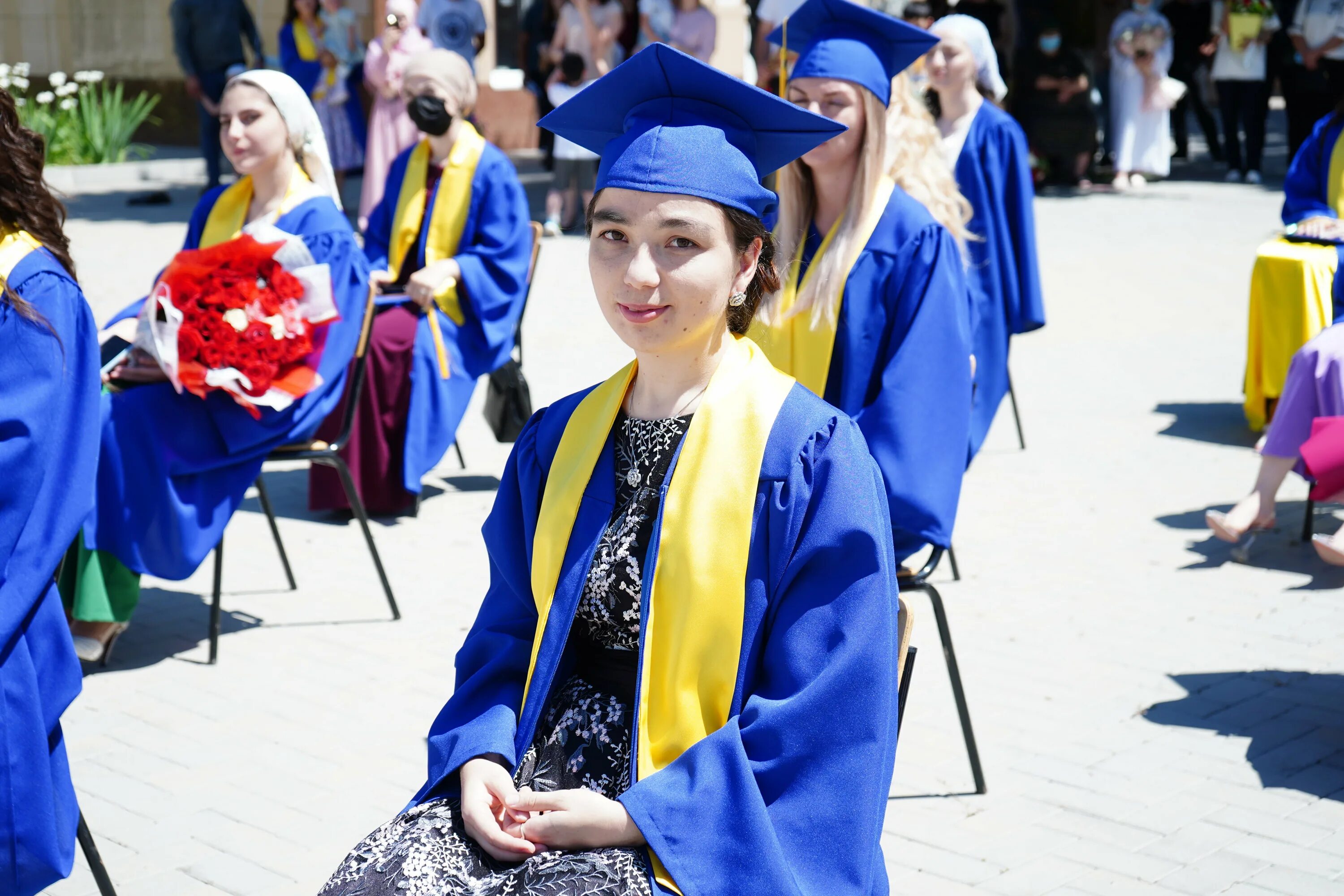 д. университет имени алиева. кчгу эмблема. университет алиева карачаевс. кчгу черкесск.