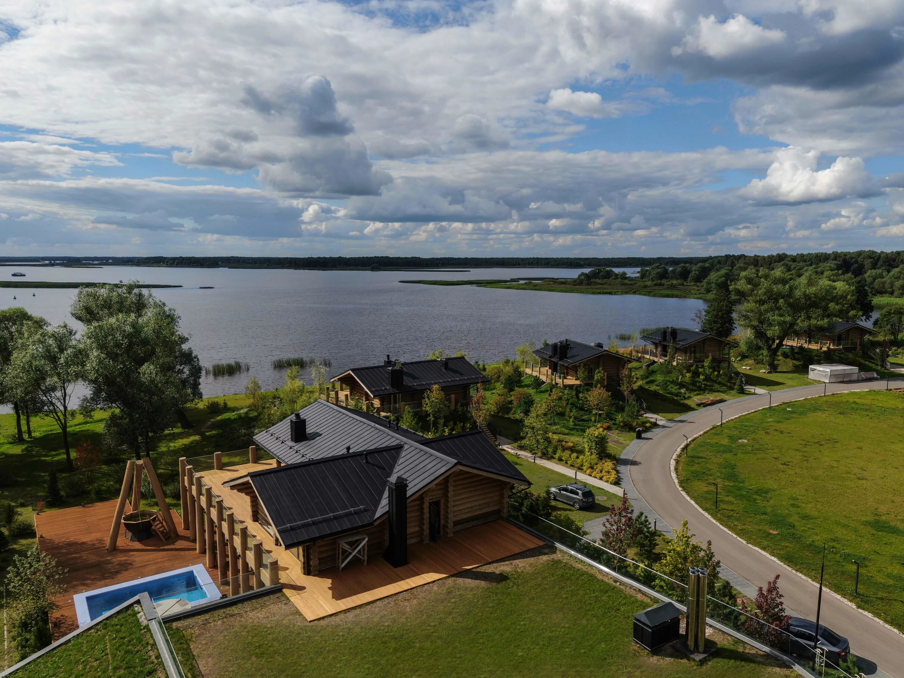 Zavidovo village. Завидово спа Вилладж. Рэдиссон Завидово банный комплекс. Завидово Вилладж Тверская область. Завидово спа Вилладж баня.