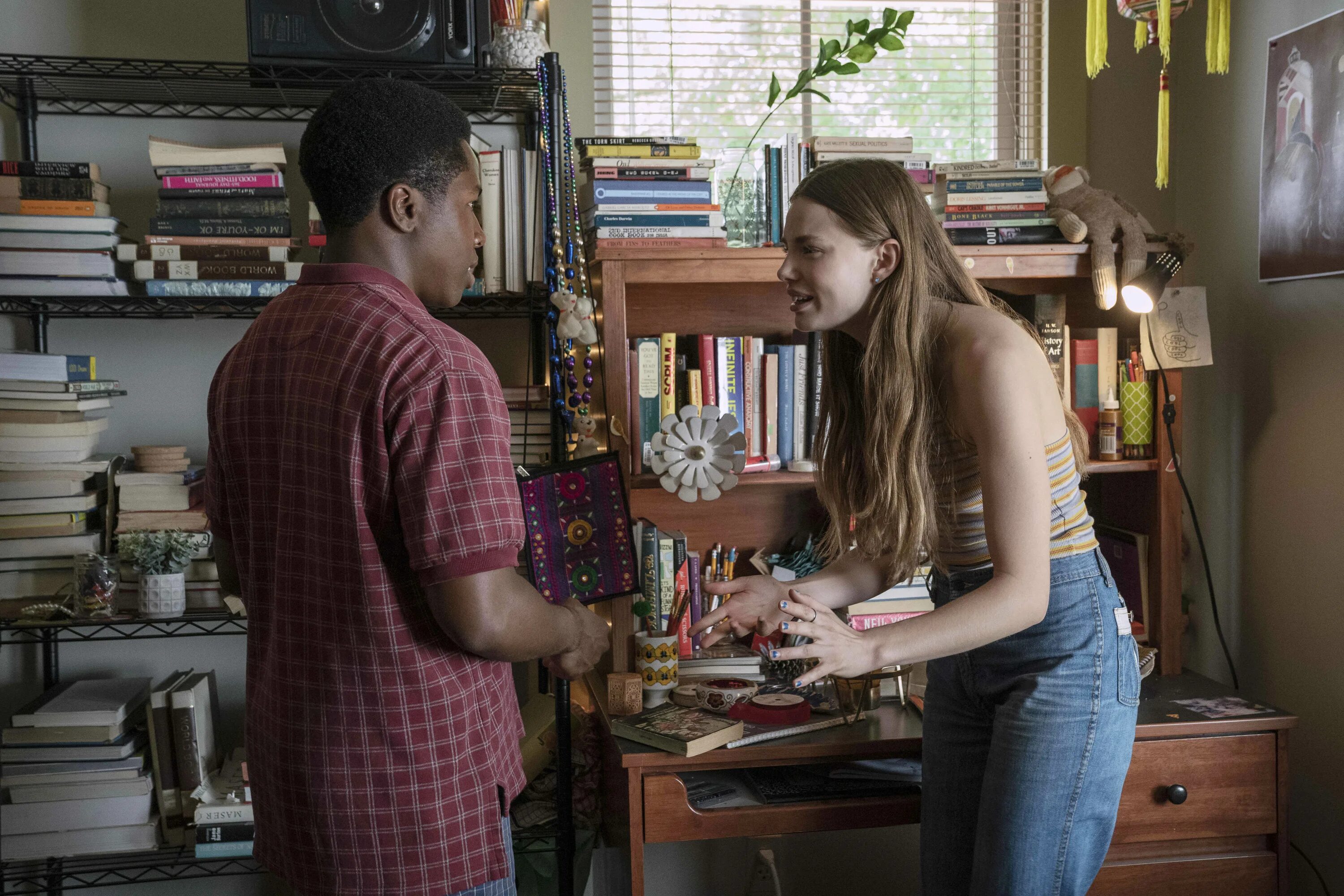 Револьвер фоллаут 4. Looking the last word. Looking the last word. Дестини 2 оружие пистолеты. Джоэл ласт оф ас 2 смерть.