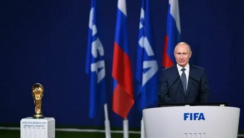 Политик вне политики