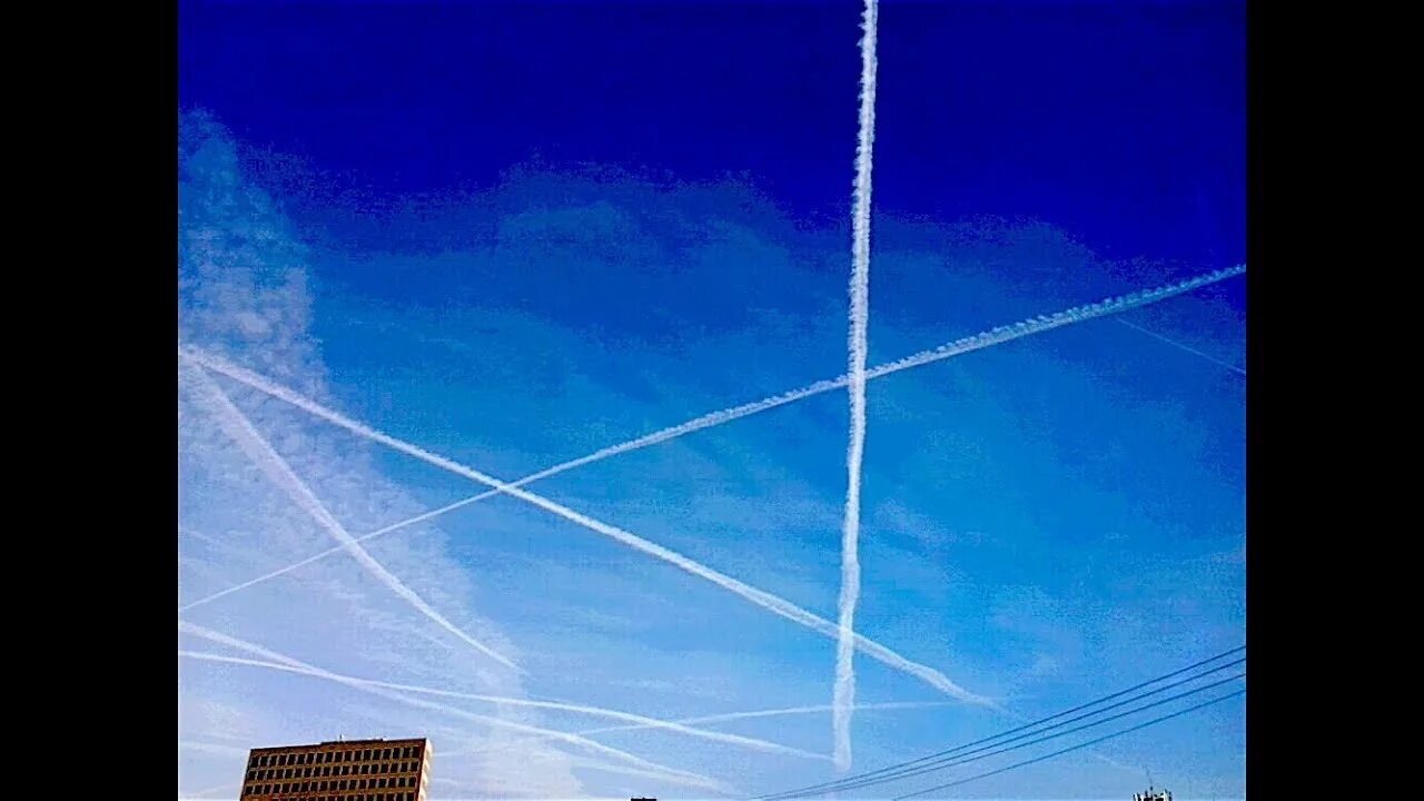 Песня chemtrails over the country. Chemtrails over the Country Club. 2021 - Chemtrails over the Country Club обложка. Оригинальная обложка Chemtrails over the Country Club. David Dees Art 2021 Chemtrails.