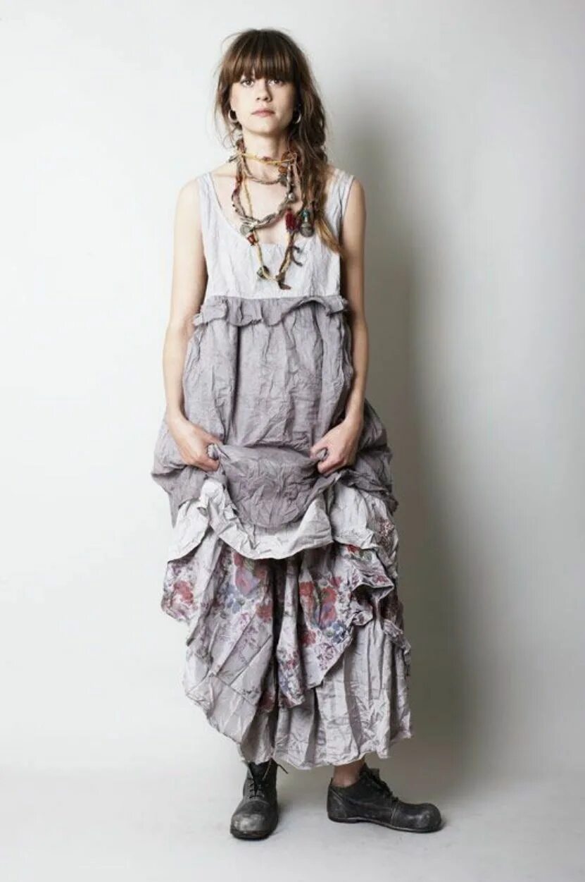 Бохо брэдбери. Богемный шик бохо стиль в белом. Криста ларсен бохо стиль лагенлук. Стиль бохо богема. Платья бохо на вайлдберриз летние.