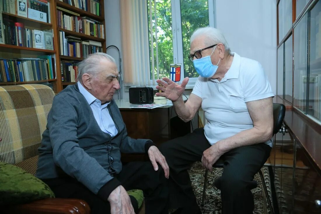 Апажев казбек. Апажев мухамед локманович. Людмила бондарь врач. Психотерапевт нальчик. Апажев валерий борисович.