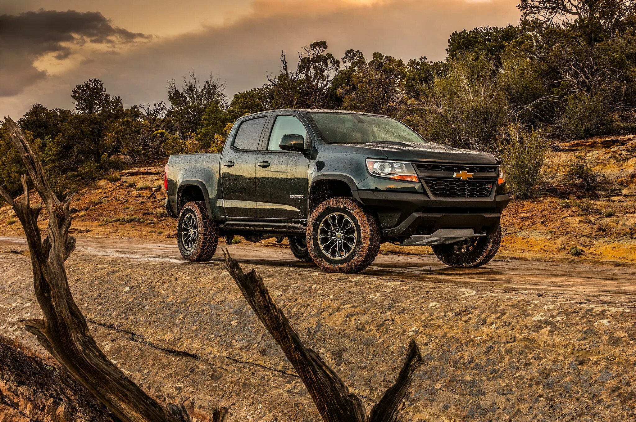 Chevrolet colorado zr2 2017. Chevrolet silverado 1500 2023. Шевроле 2. Шевроле колорадо 2017. Chevrolet colorado 2018.