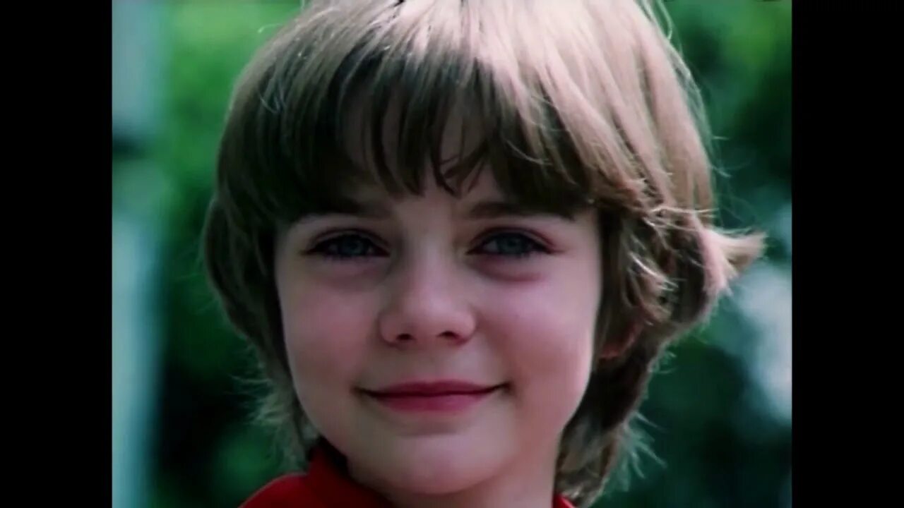 Наталья гусева алиса селезнева 2020. Алиса селезнева 1984. Алиса селезнёва гостья из будущего. Алиса гостья из будущего песня. Гостья из будущего фильм 1984 алиса селезнева.