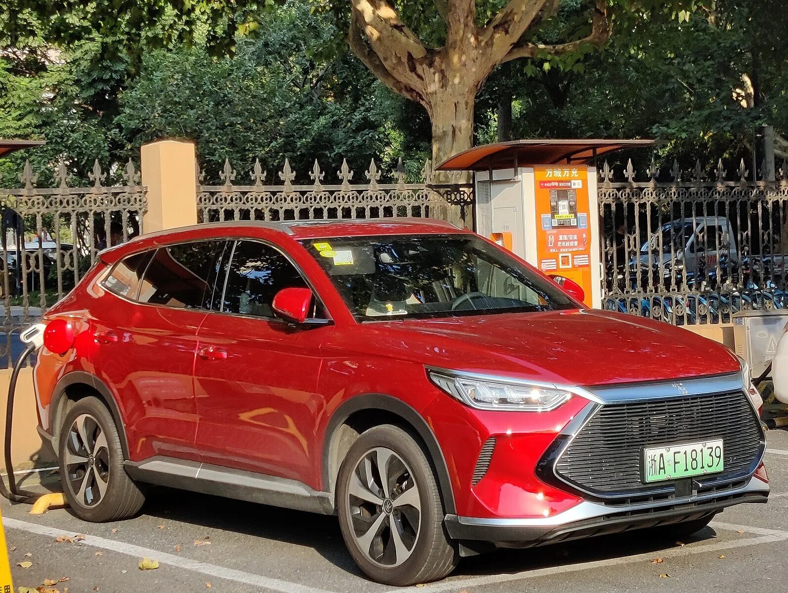 Гибрид byd song plus dm i. Byd song plus flagship 2023. Byd yuan 2022. Byd song plus 2022. Byd song pro dm-i 2023.